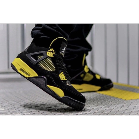 NEW Size 10.5 Men's Jordan 4 Retro Thunder Yellow 2023 DH6927-017 FAST SHIPPING - Picture 6 of 9